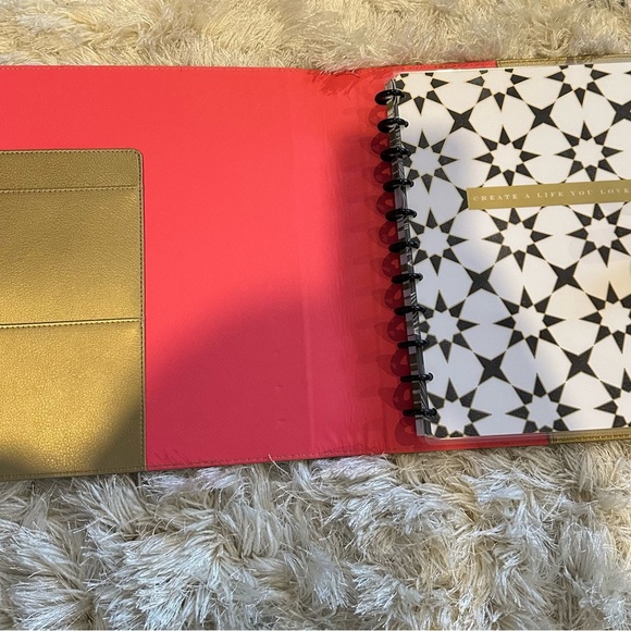 The Happy Planner Gold Cover with Notebook Inserts - Picture 3 of 6